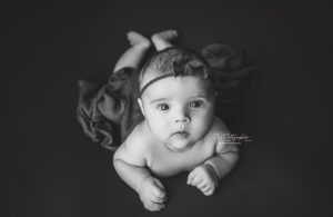 Dubai Baby Photographer | Milestone Photography Dubai | Dubai Baby Photographer | PBS Photographie