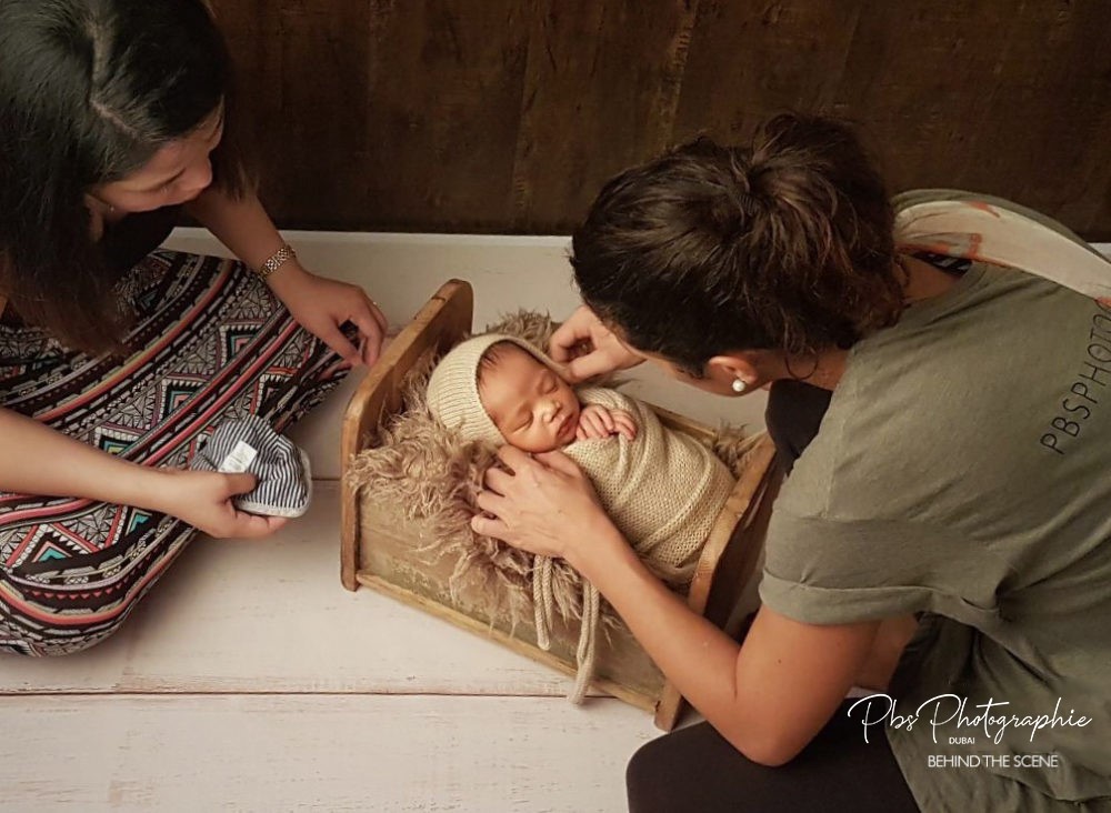 Dubai-Newborn-Photographer-Newborn-Photographer-Dubai-Dubai-Baby-Photographer-PBS-Photographie