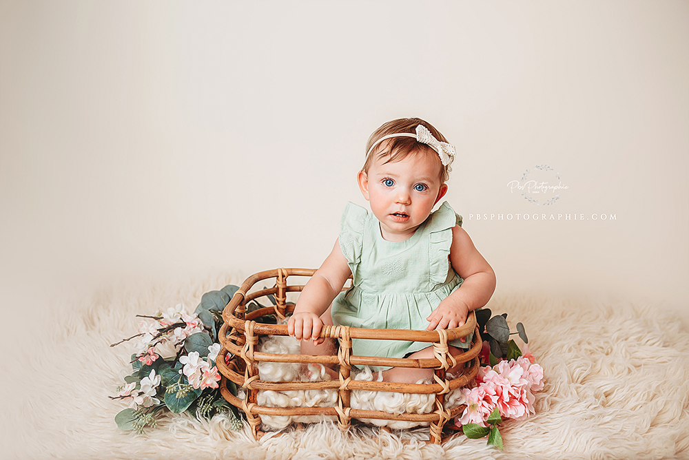 Dubai Baby Photographer | Milestone Photography Dubai | kids Photographer Dubai | PBS Photographie.