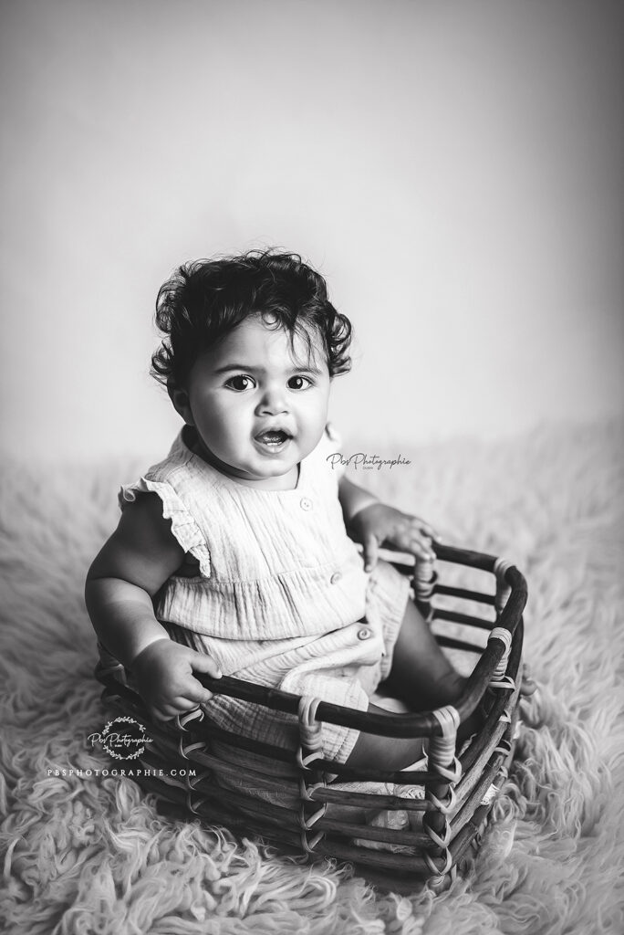 Dubai Kids Photographer | Milestone Photography Dubai | kids Photographer Dubai Pbsphotographie