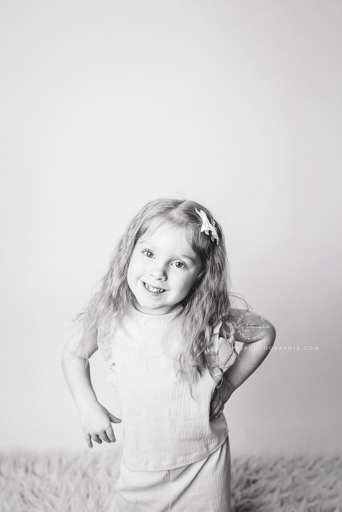 Dubai Kids Photographer | Milestone Photography Dubai | kids Photographer Dubai Pbsphotographie